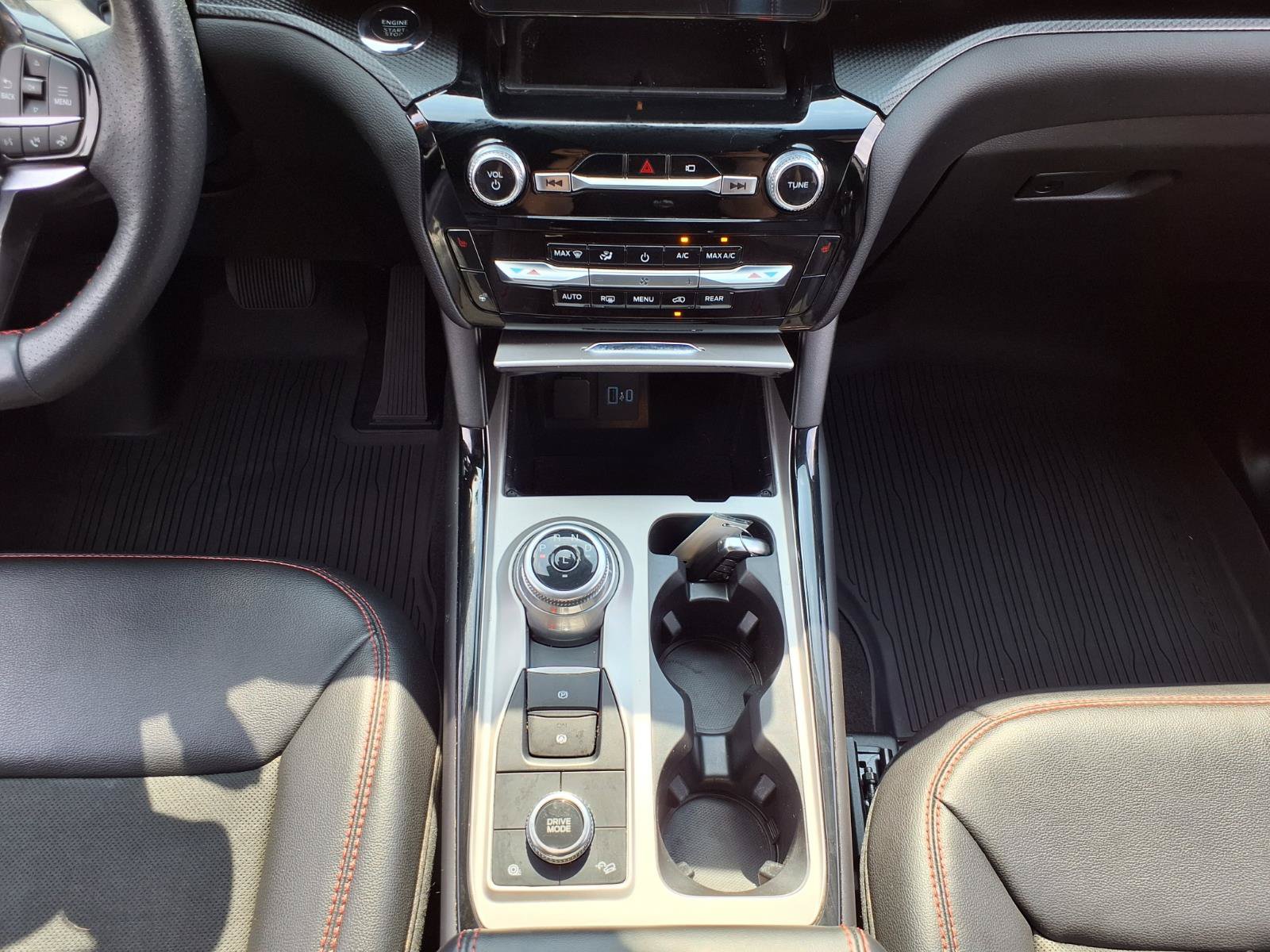 Certified 2023 Ford Explorer ST-Line AWD/4WD image 19