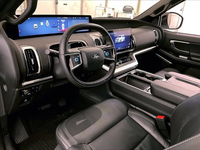 Certified 2025 Ford Expedition Max Platinum w/ Stealth Appearance Package AWD/4WD image 12