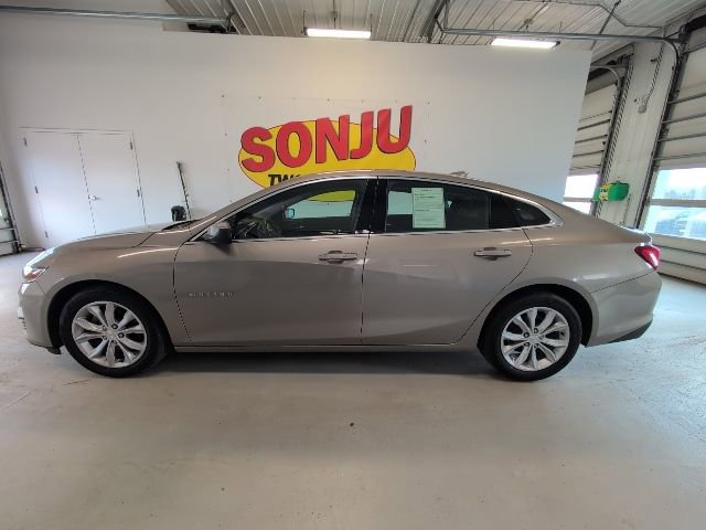 Used 2023 Chevrolet Malibu LT image 2