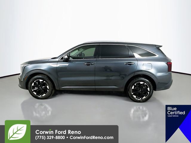 Used 2024 Kia Sorento S w/ Panoramic Sunroof Package image 3