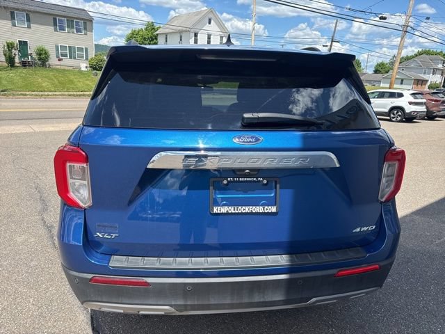 Certified 2022 Ford Explorer XLT w/ Equipment Group 202A AWD/4WD image 7