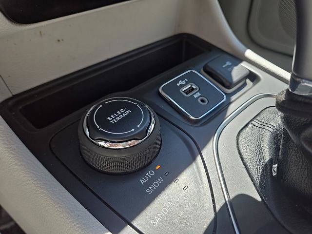 Used 2021 Jeep Cherokee Latitude Plus image 33