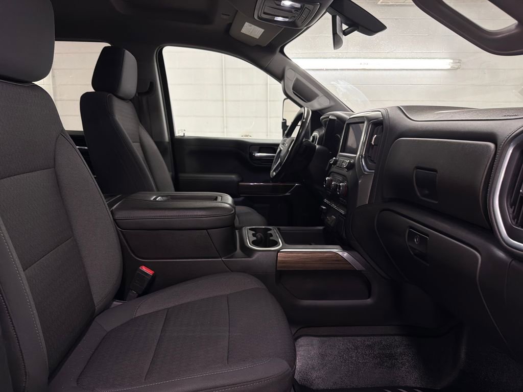 Used 2021 Chevrolet Silverado 1500 LT Trail Boss w/ Bed Protection Package AWD/4WD image 27