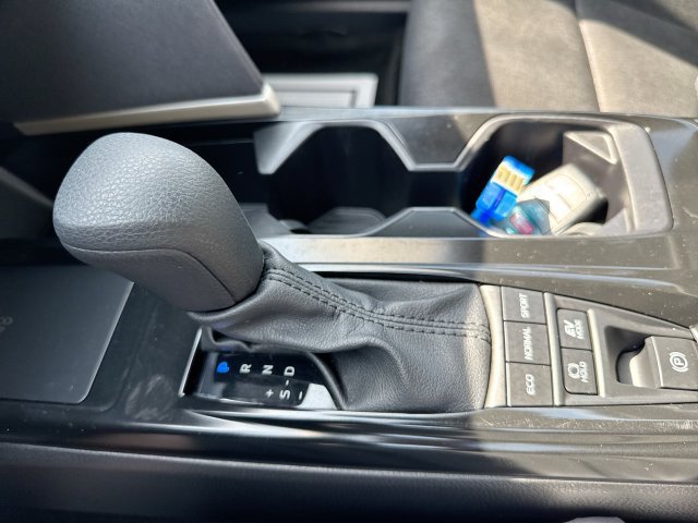 Used 2025 Toyota Camry LE FWD image 20