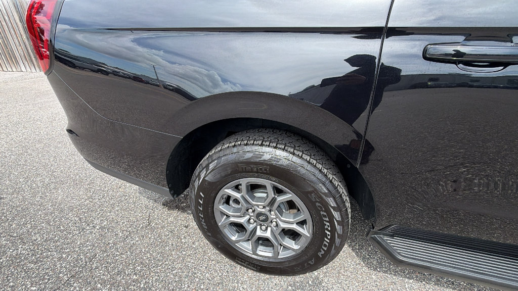 Certified 2025 Ford Expedition Max Active AWD/4WD image 11