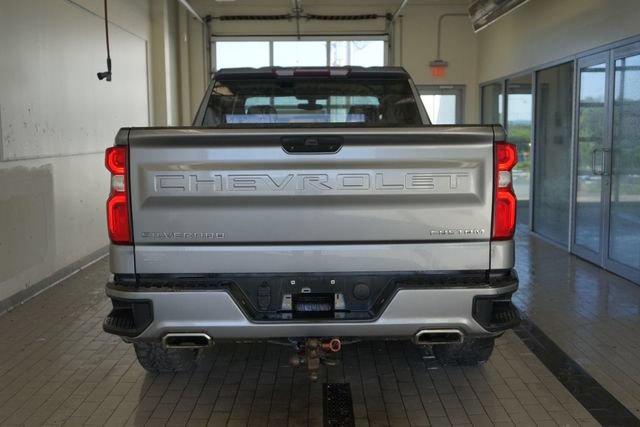 Used 2020 Chevrolet Silverado 1500 Custom w/ Custom Convenience Package AWD/4WD image 12