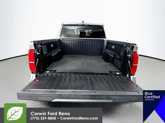 Used 2025 Toyota Tacoma TRD Sport image 29