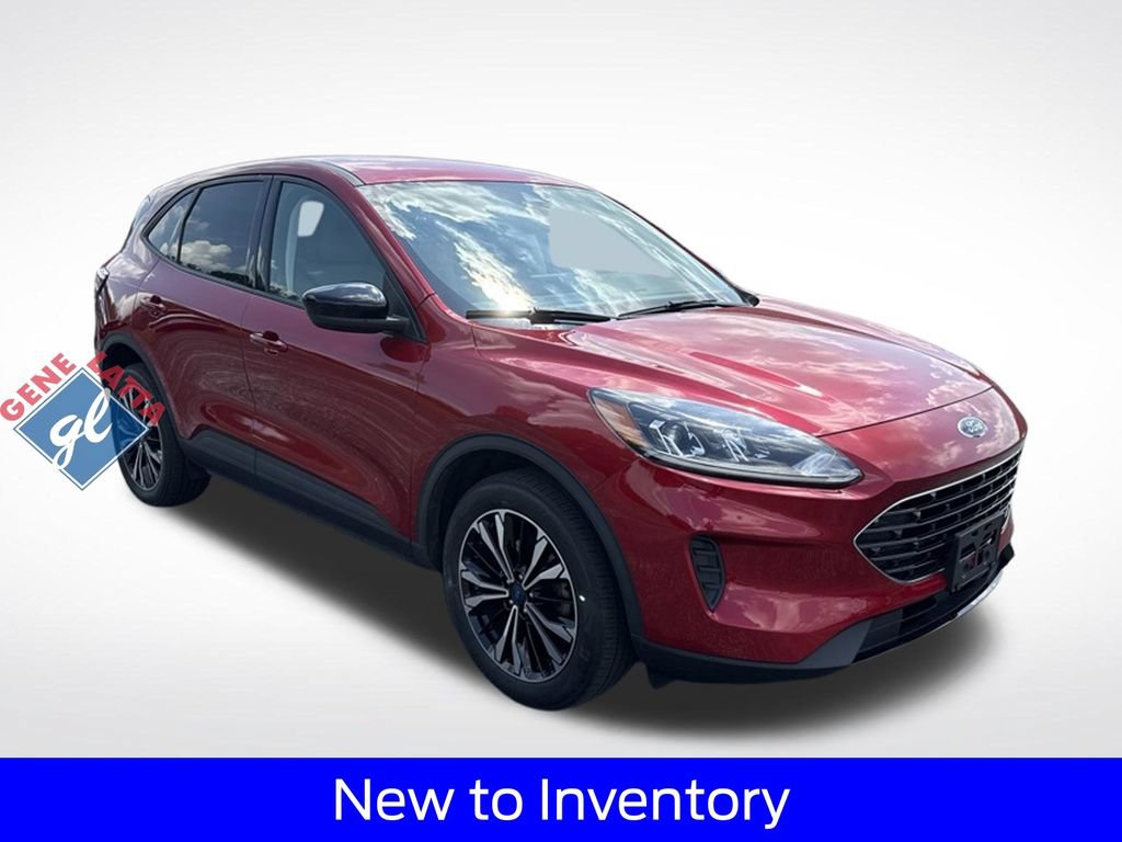 Certified 2022 Ford Escape SE w/ SE Sport Appearance Package AWD/4WD video 1