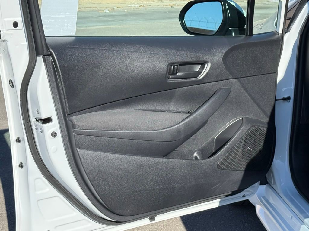 Used 2024 Toyota Corolla LE image 16
