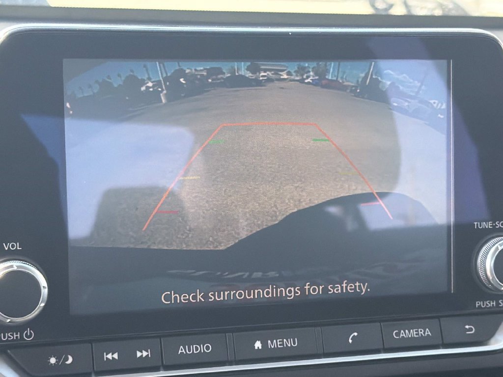 Used 2024 Nissan Altima 2.5 SV FWD image 13