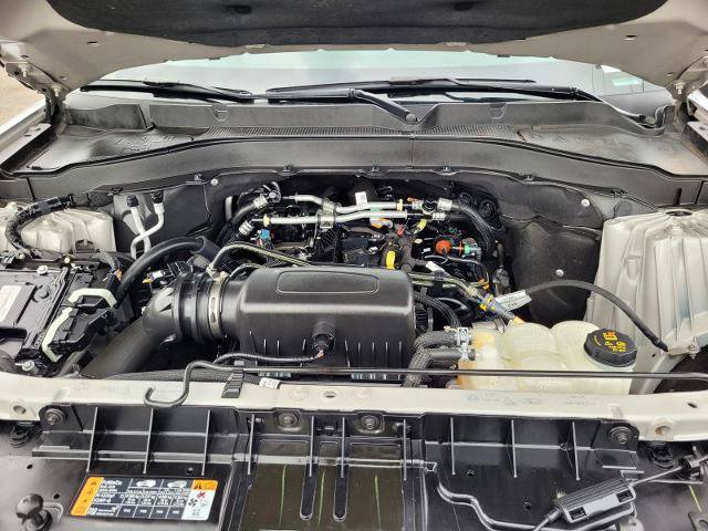 Certified 2023 Ford Explorer XLT w/ Equipment Group 202A AWD/4WD image 35