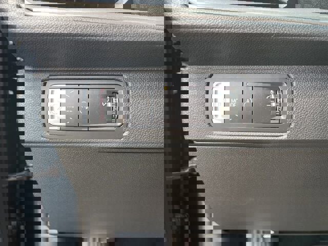 Used 2024 Chevrolet Traverse LT w/ Midnight/Sport Edition image 40