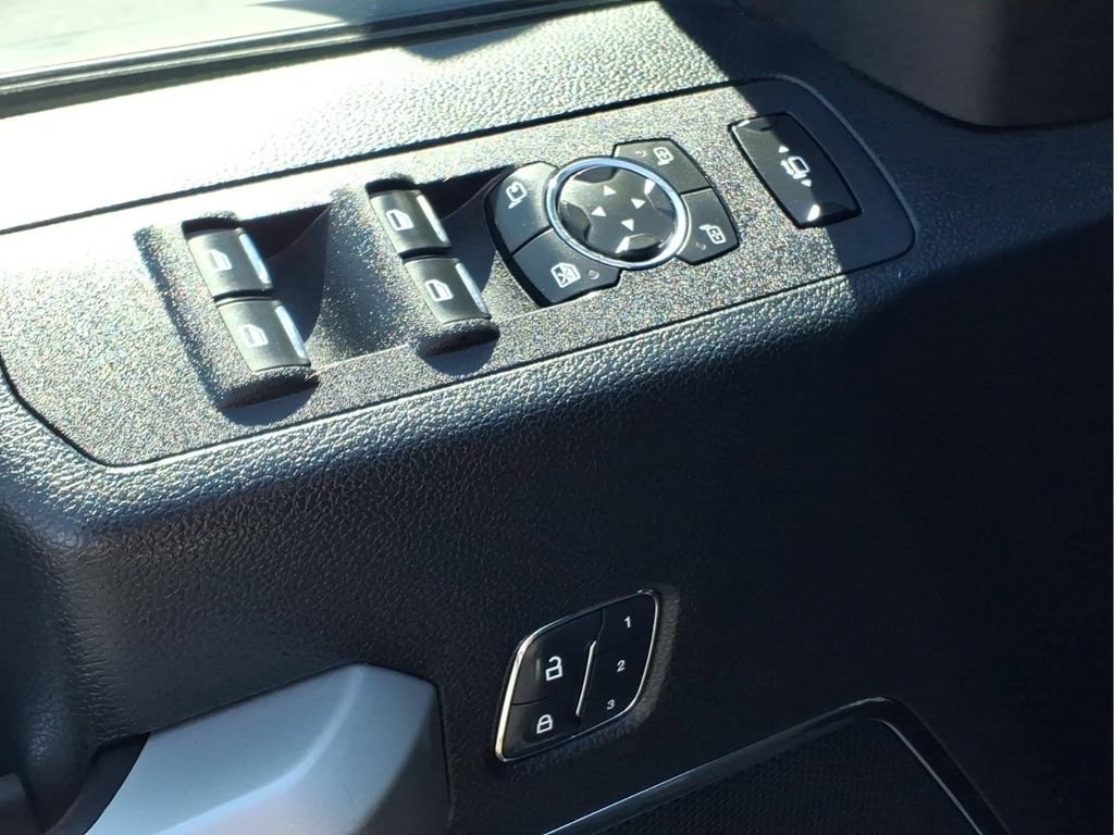 Certified 2018 Ford F350 Lariat w/ FX4 4x4 Off Road Package image 16