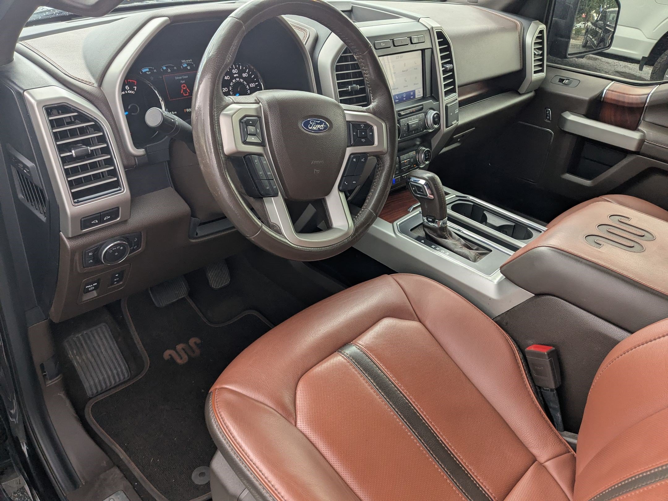 Certified 2020 Ford F150 King Ranch w/ Equipment Group 601A Luxury AWD/4WD image 18