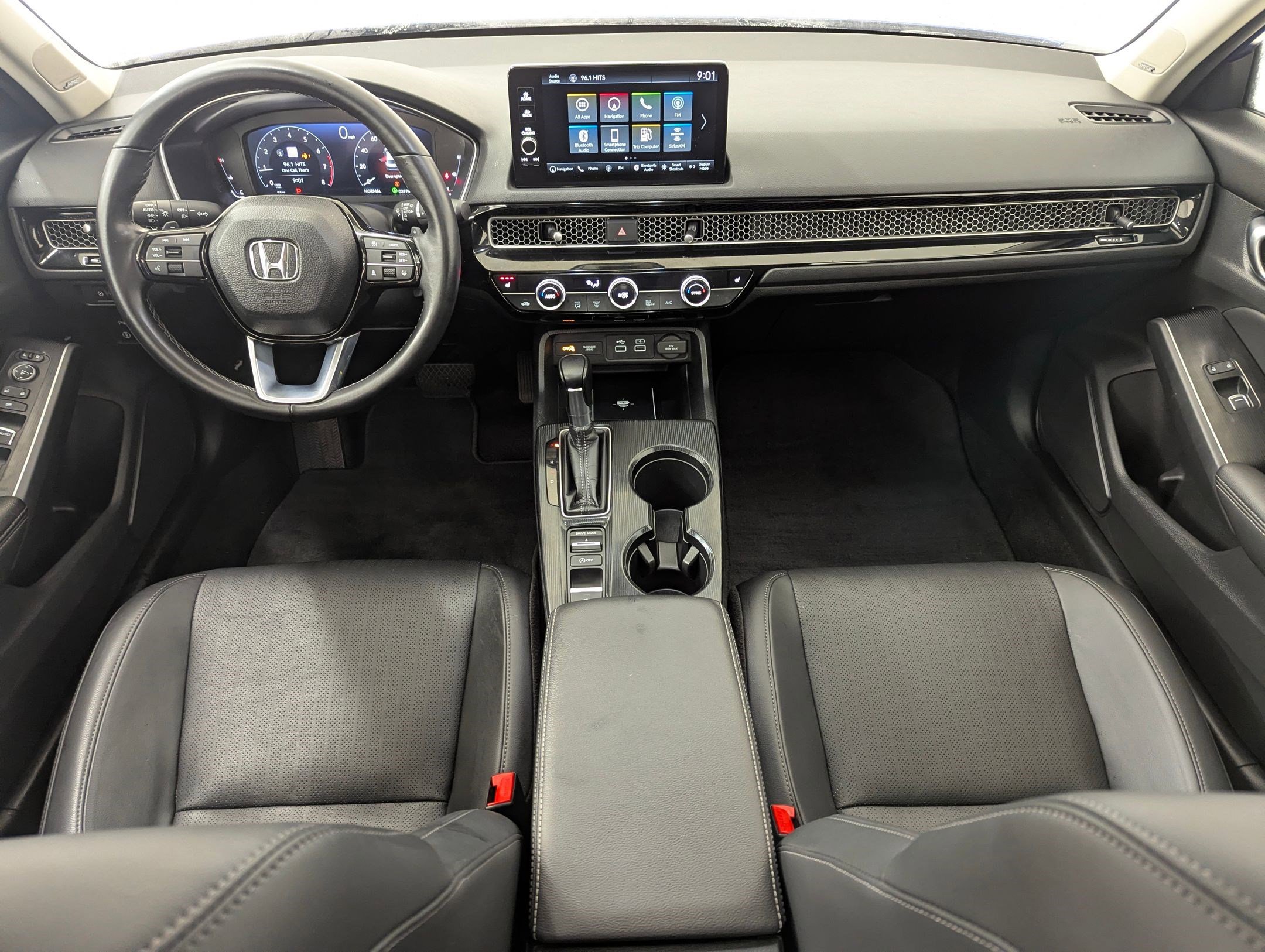 Used 2023 Honda Civic Touring image 14