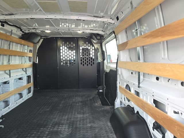Certified 2025 Ford Transit 250 Low Roof w/ Exterior Upgrade Package RWD image 5