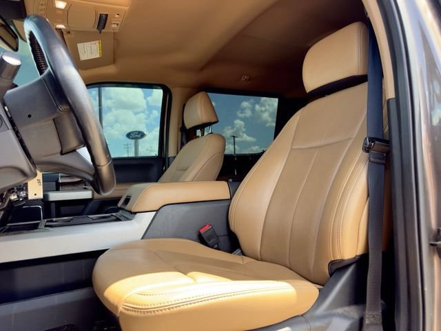 Certified 2022 Ford F450 Lariat w/ Lariat Value Package AWD/4WD image 6