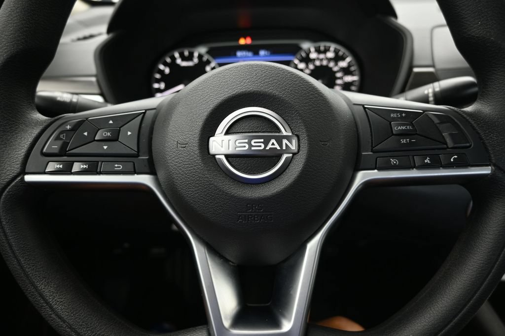 Used 2024 Nissan Altima 2.5 SV FWD image 24