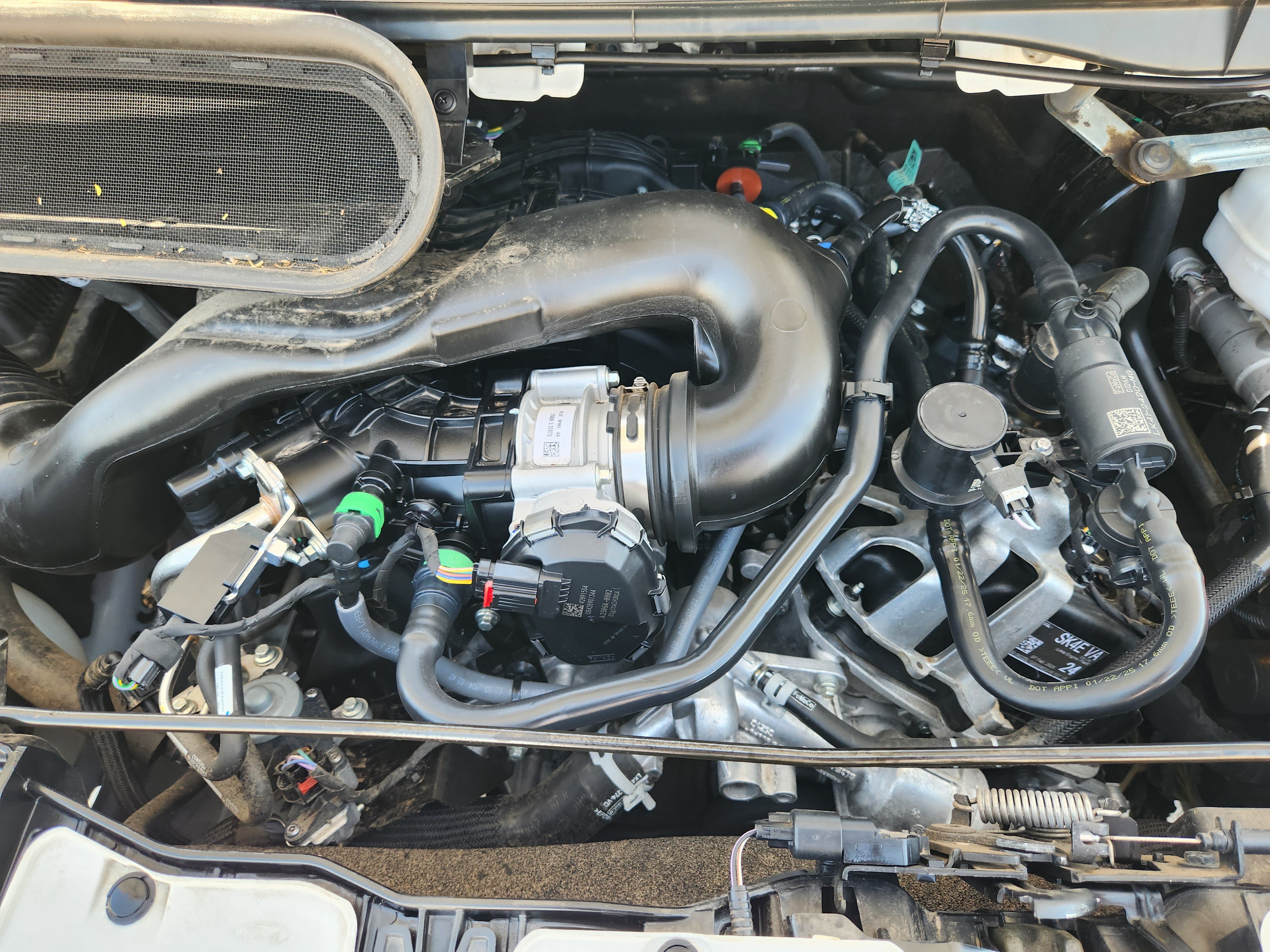 Certified 2025 Ford Transit 250 Low Roof w/ Exterior Upgrade Package RWD image 29