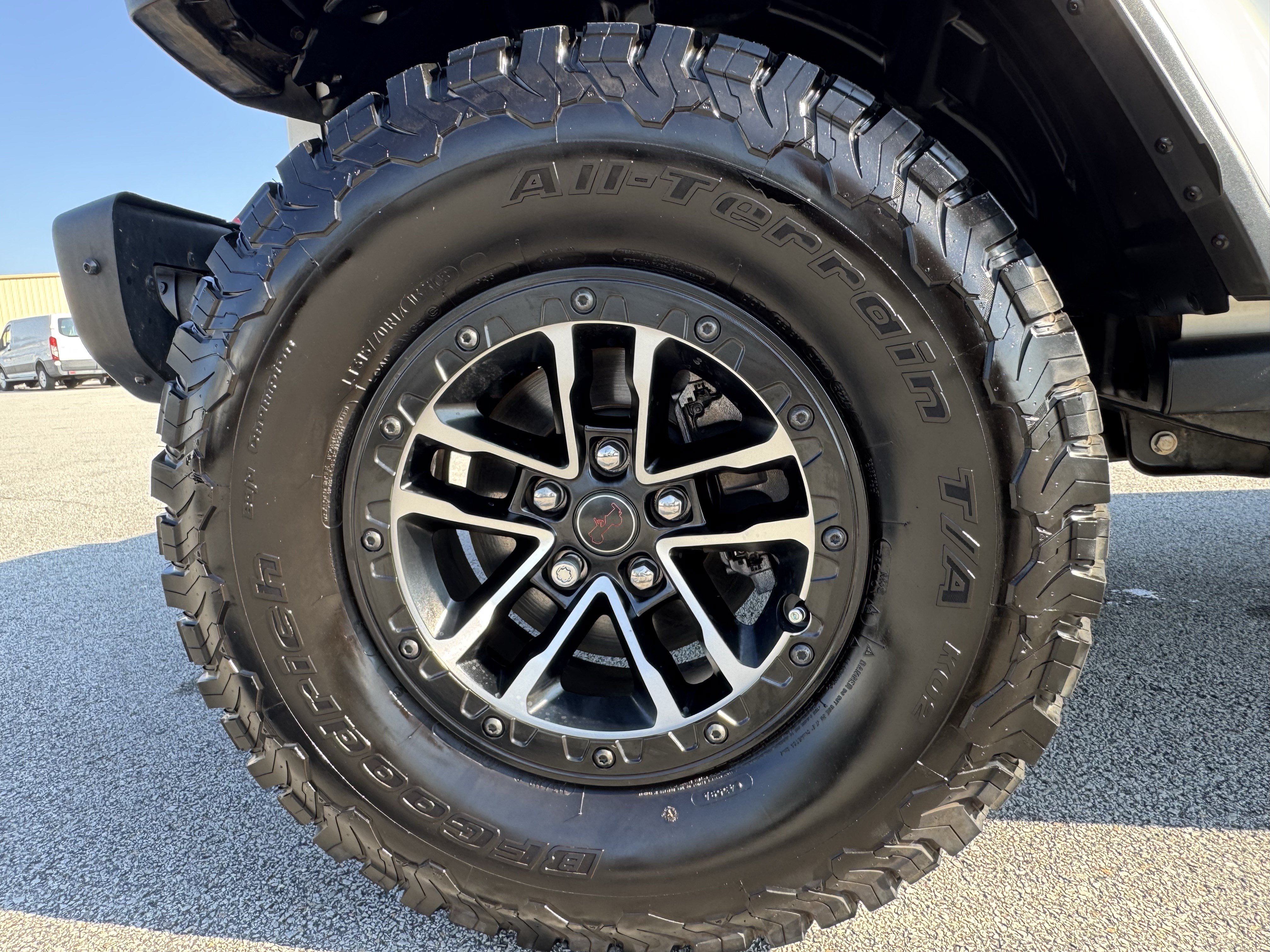 Used 2024 Jeep Wrangler Unlimited Rubicon AWD/4WD image 13