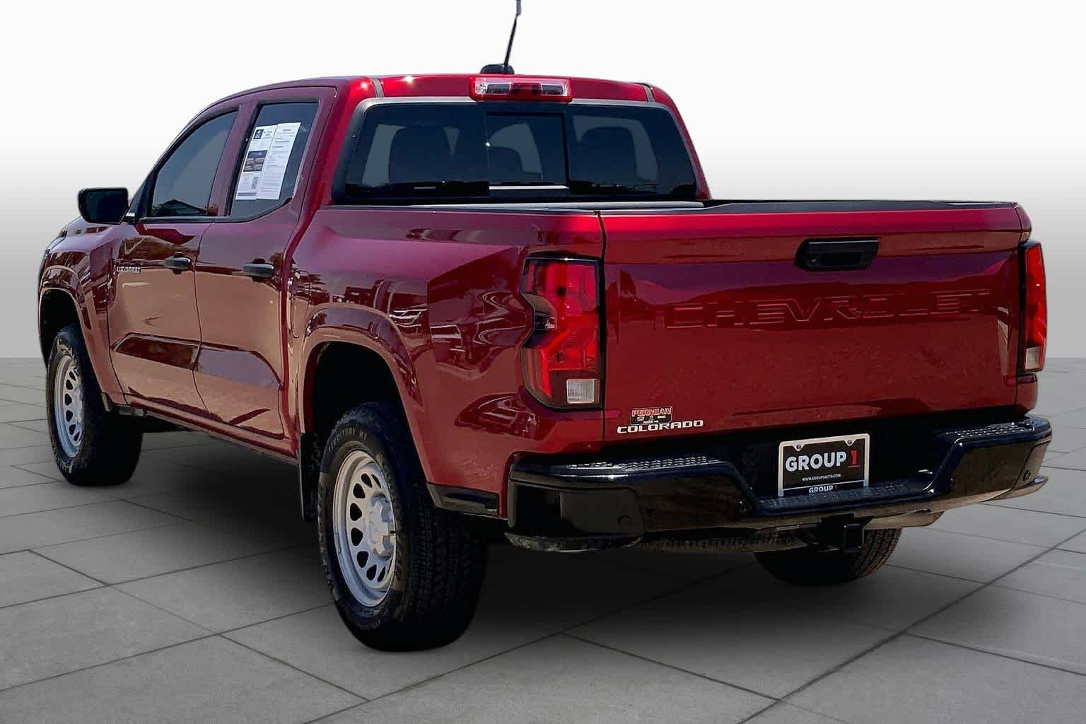Used 2025 Chevrolet Colorado W/T w/ Advanced Trailering Package RWD image 12