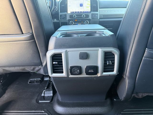 Certified 2022 Ford F250 Lariat w/ Black Appearance Package image 14