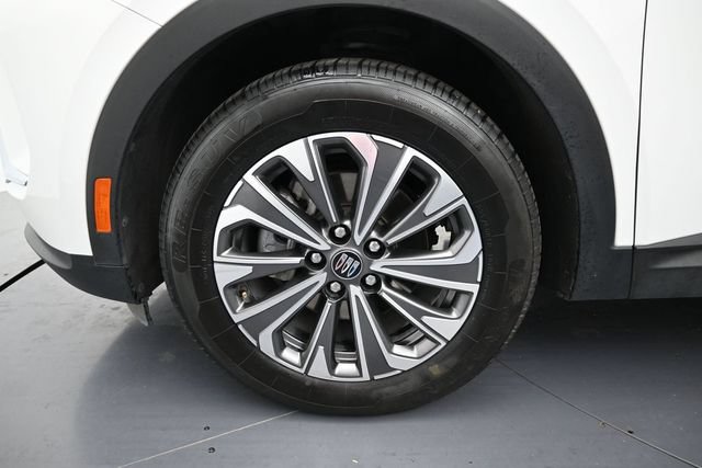 Used 2024 Buick Envision Preferred AWD/4WD image 9