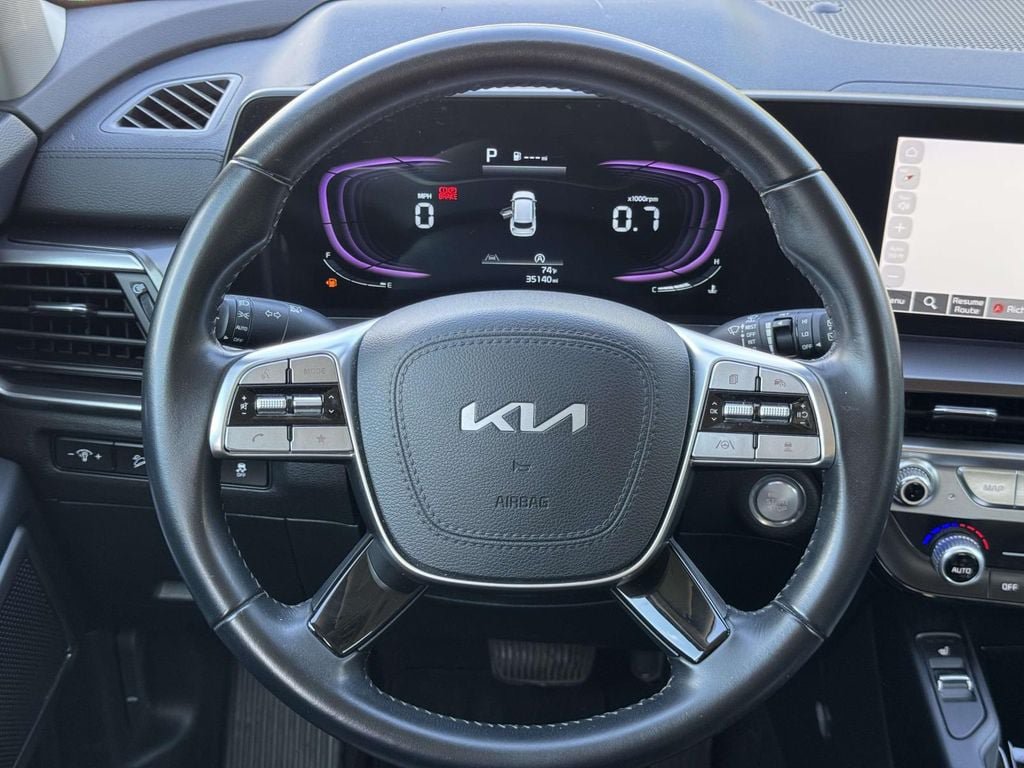 Used 2025 Kia Telluride S AWD/4WD image 11