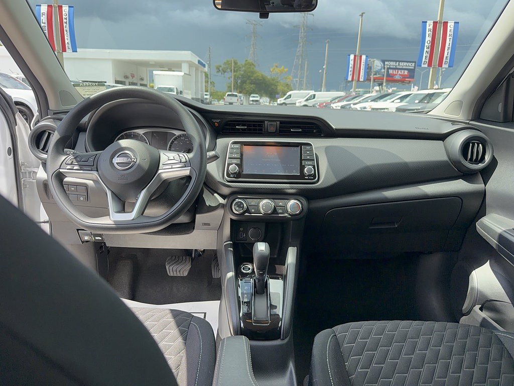 Used 2022 Nissan Kicks S FWD image 26