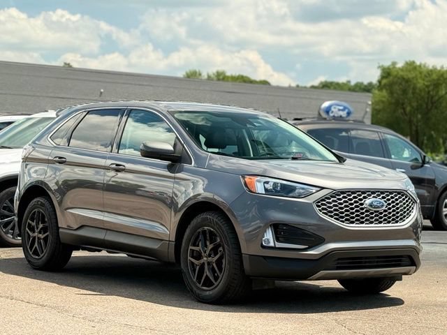 Certified 2024 Ford Edge SEL w/ Convenience Package AWD/4WD image 27