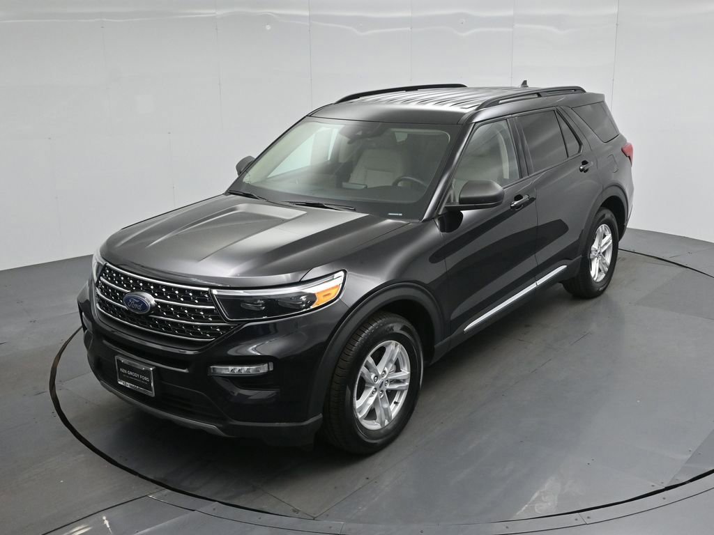 Certified 2024 Ford Explorer XLT w/ Equipment Group 202A image 24