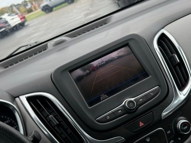 Used 2020 Chevrolet Equinox LS image 16