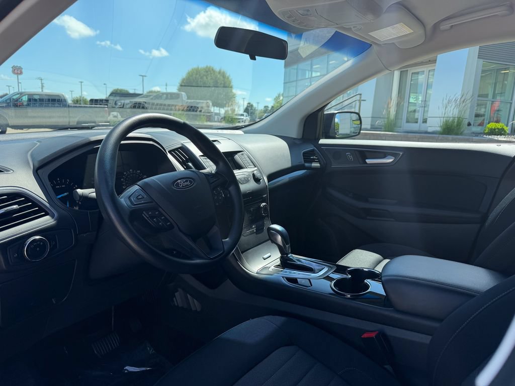 Certified 2018 Ford Edge SE AWD/4WD image 9