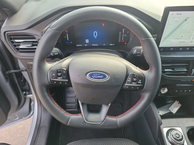 Certified 2024 Ford Escape ST-Line w/ Tech Pack #1 AWD/4WD image 14