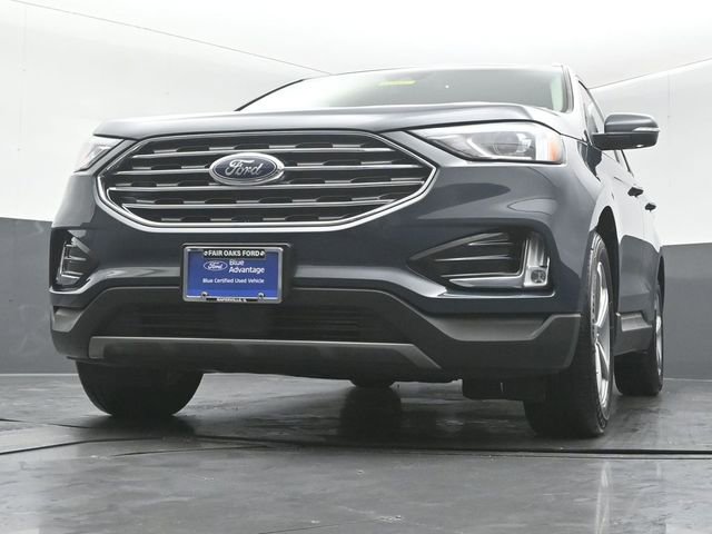 Certified 2019 Ford Edge Titanium w/ Cold Weather Package AWD/4WD image 35
