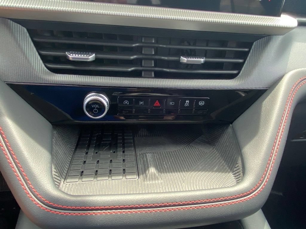 Certified 2025 Ford Explorer ST w/ Sun And Sound Package AWD/4WD image 17