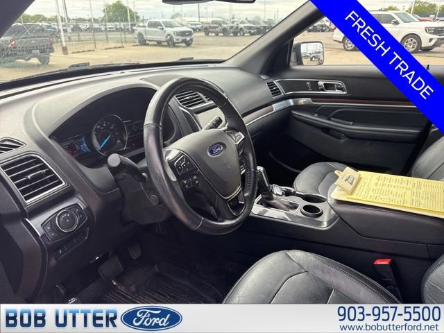 Certified 2018 Ford Explorer Limited w/ Equipment Group 301A image 8