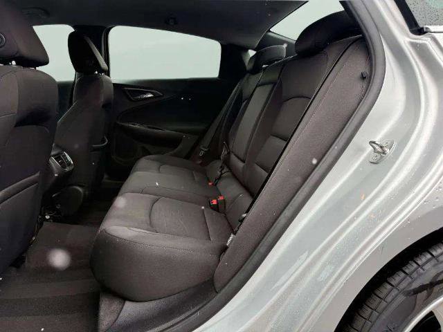 Used 2018 Chevrolet Malibu LT image 20