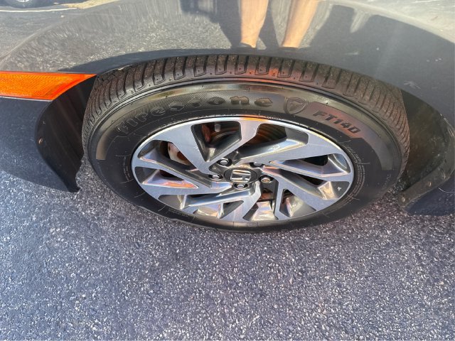 Used 2018 Honda Civic EX image 19