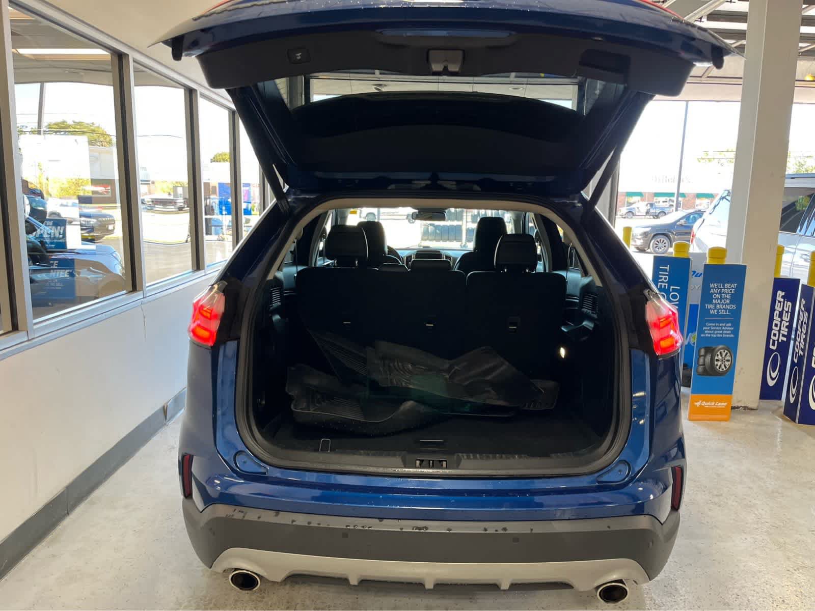 Certified 2022 Ford Edge Titanium AWD/4WD image 10