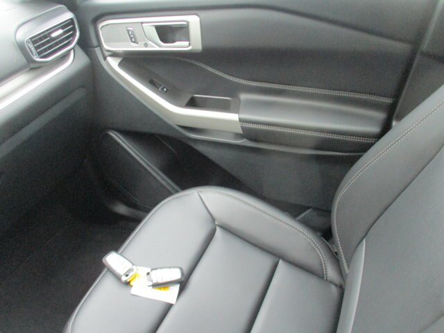Certified 2023 Ford Explorer XLT w/ Equipment Group 202A AWD/4WD image 23