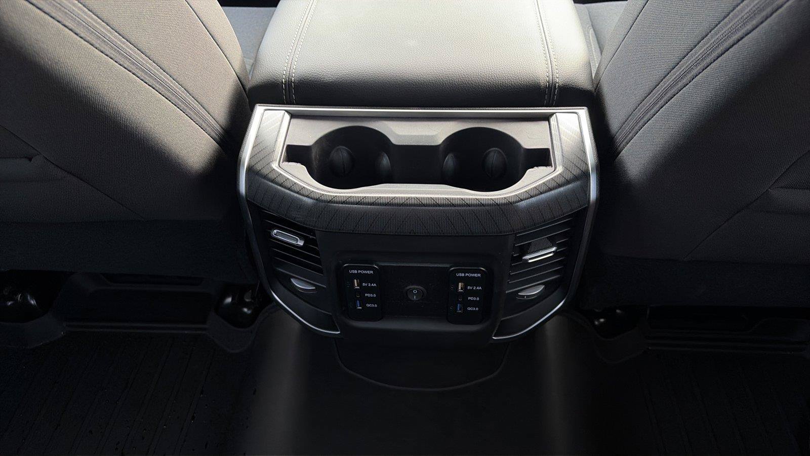 Used 2025 RAM 2500 Big Horn AWD/4WD image 25