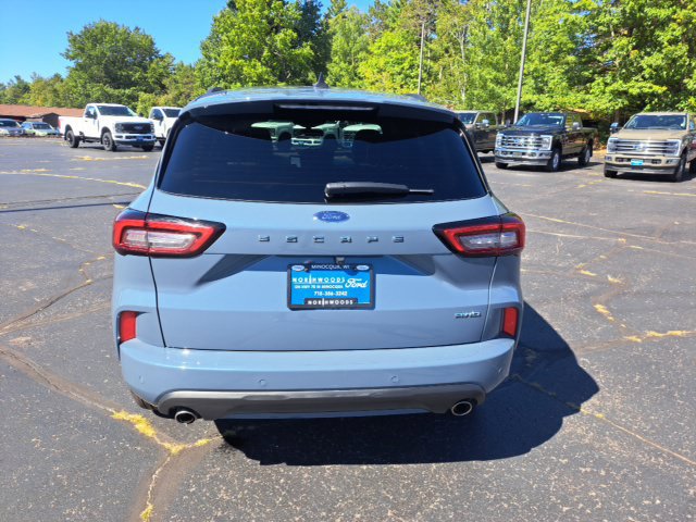 Certified 2024 Ford Escape ST-Line w/ Tech Pack #1 AWD/4WD image 7