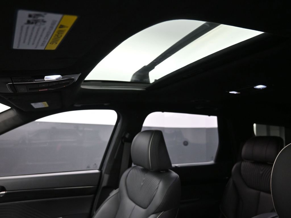 Used 2023 Hyundai Palisade Calligraphy image 27