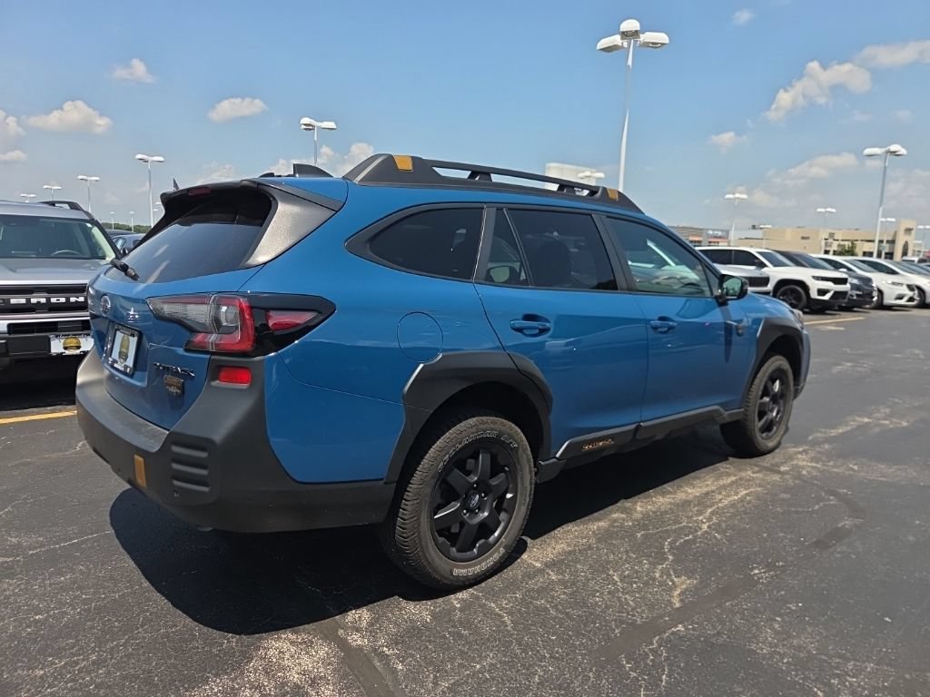 Used 2023 Subaru Outback Wilderness AWD/4WD image 7