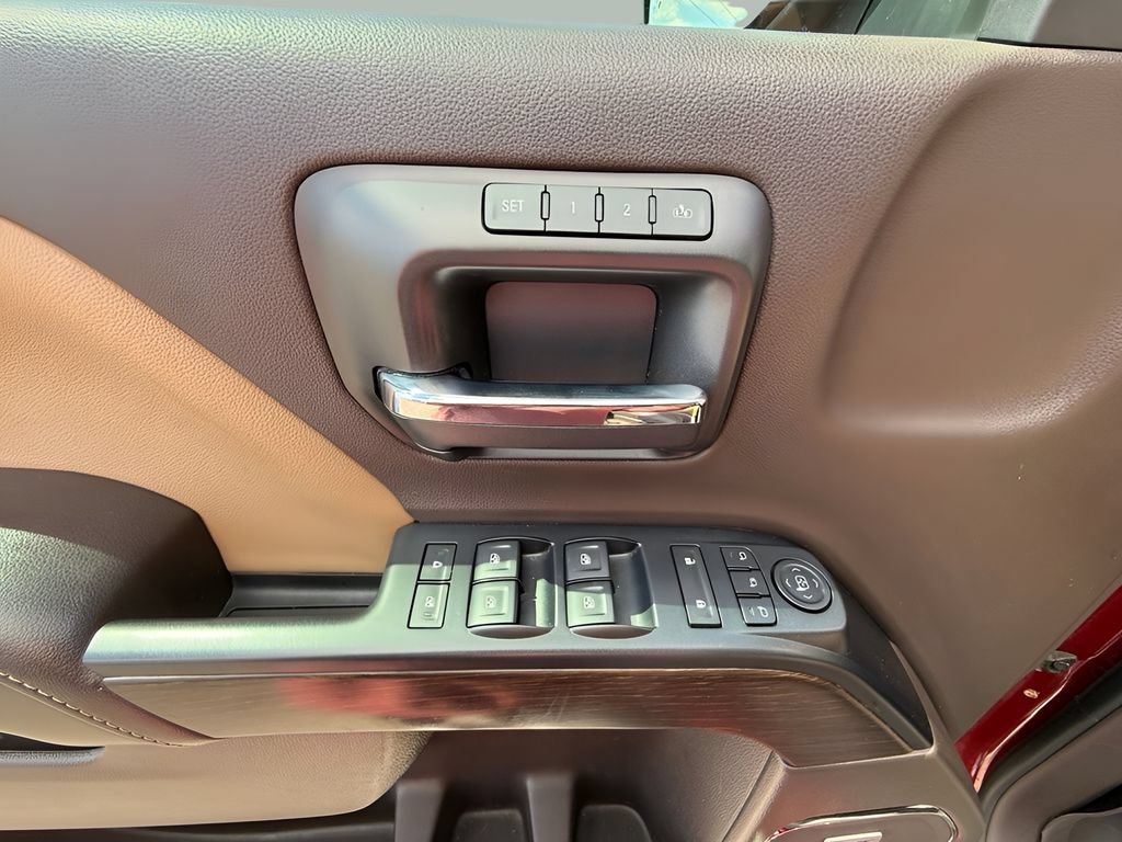 Used 2018 GMC Sierra 1500 Denali w/ Denali Ultimate Package AWD/4WD image 15