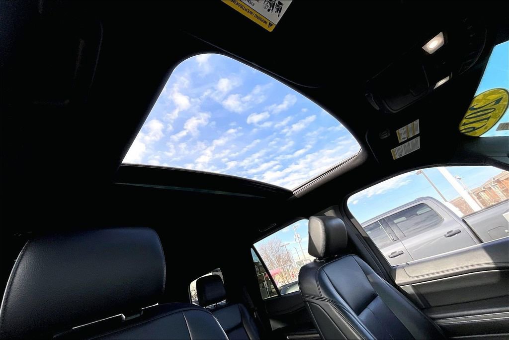 Certified 2019 Ford Expedition XLT w/ Equipment Group 202A image 19