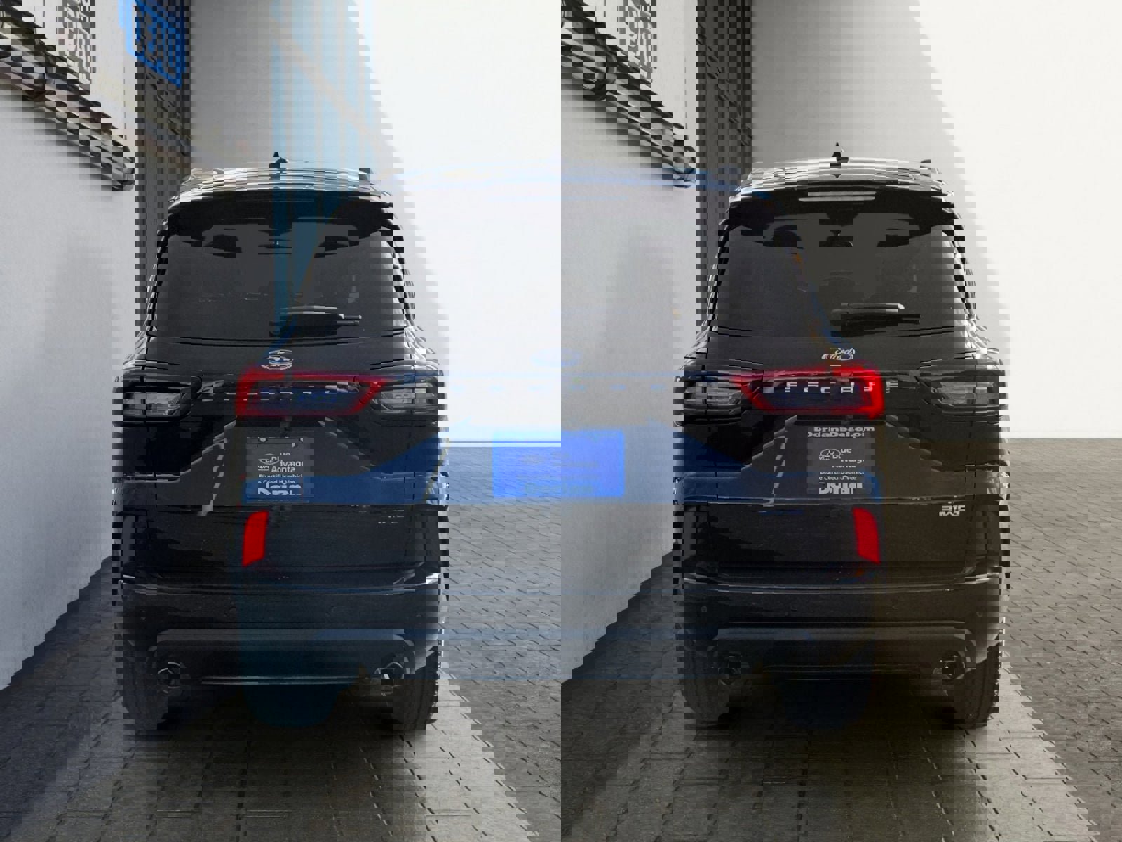 Certified 2023 Ford Escape ST-Line w/ Tech Pack #1 image 4