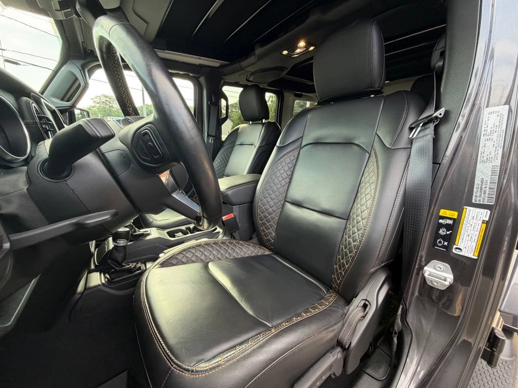 Used 2021 Jeep Wrangler Unlimited Sahara AWD/4WD image 17