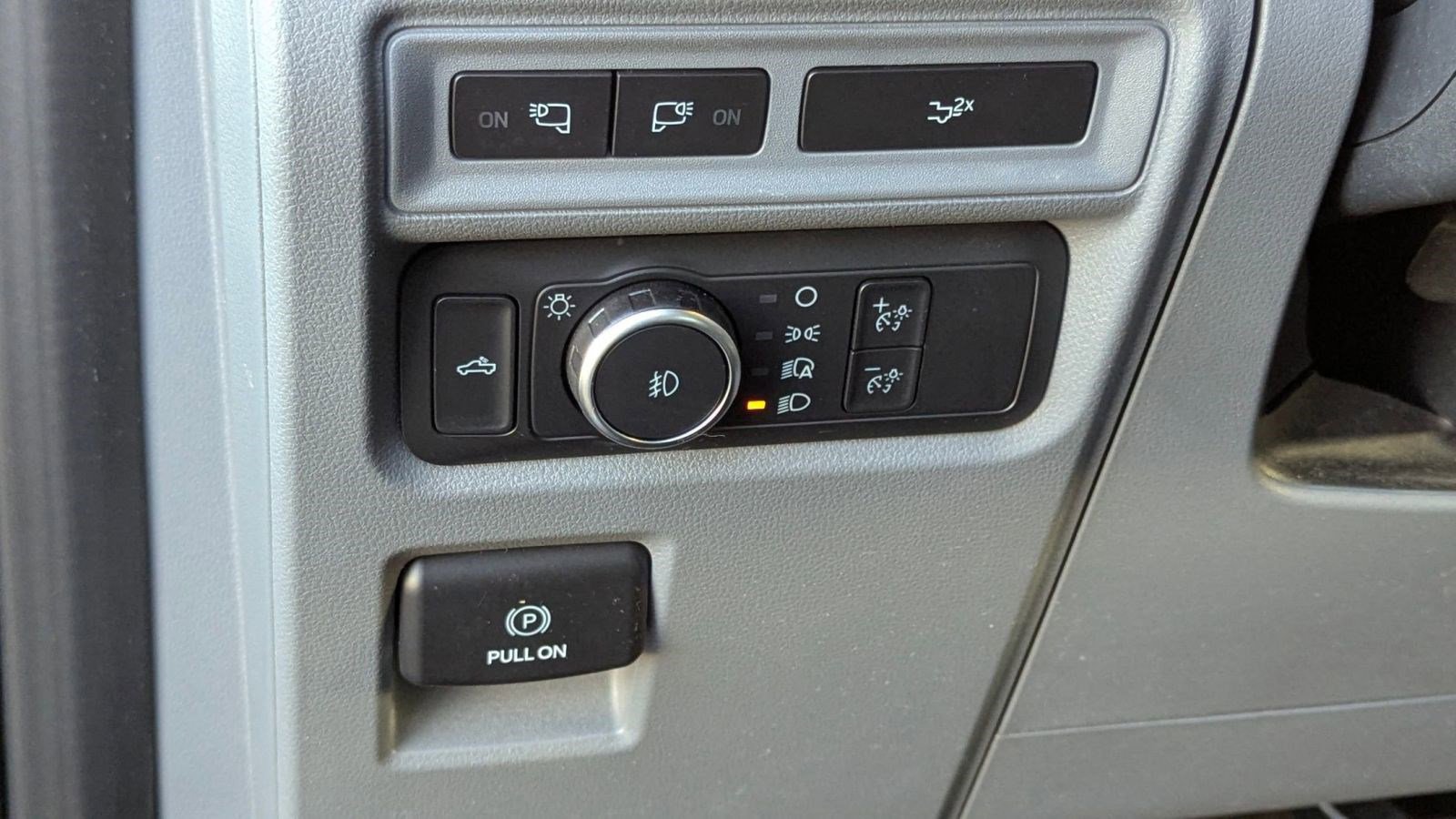 Certified 2022 Ford F150 XLT w/ Equipment Group 302A High image 17